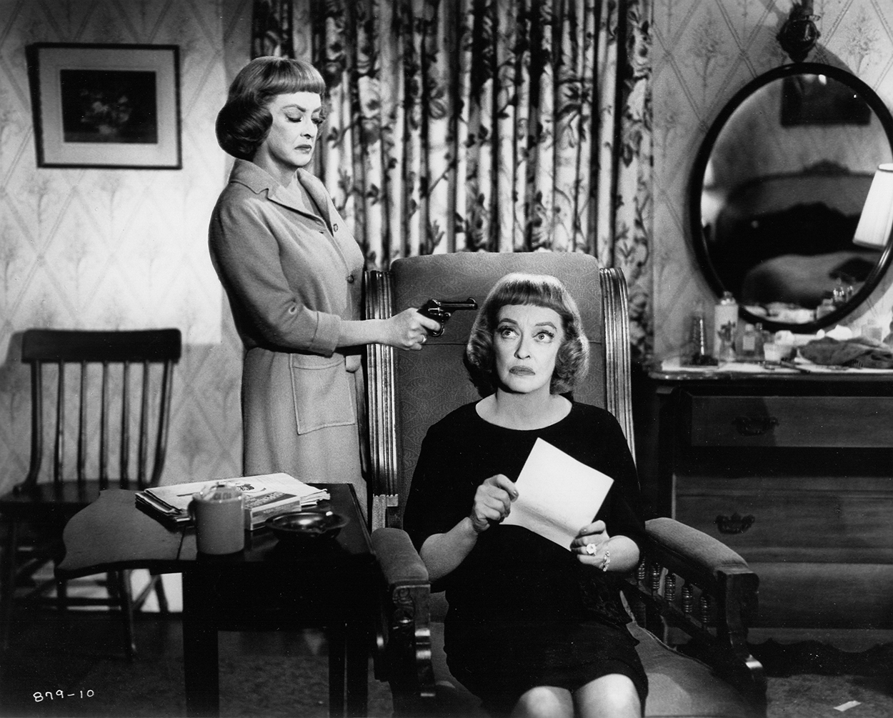 Dead Ringer | Music Box Theatre