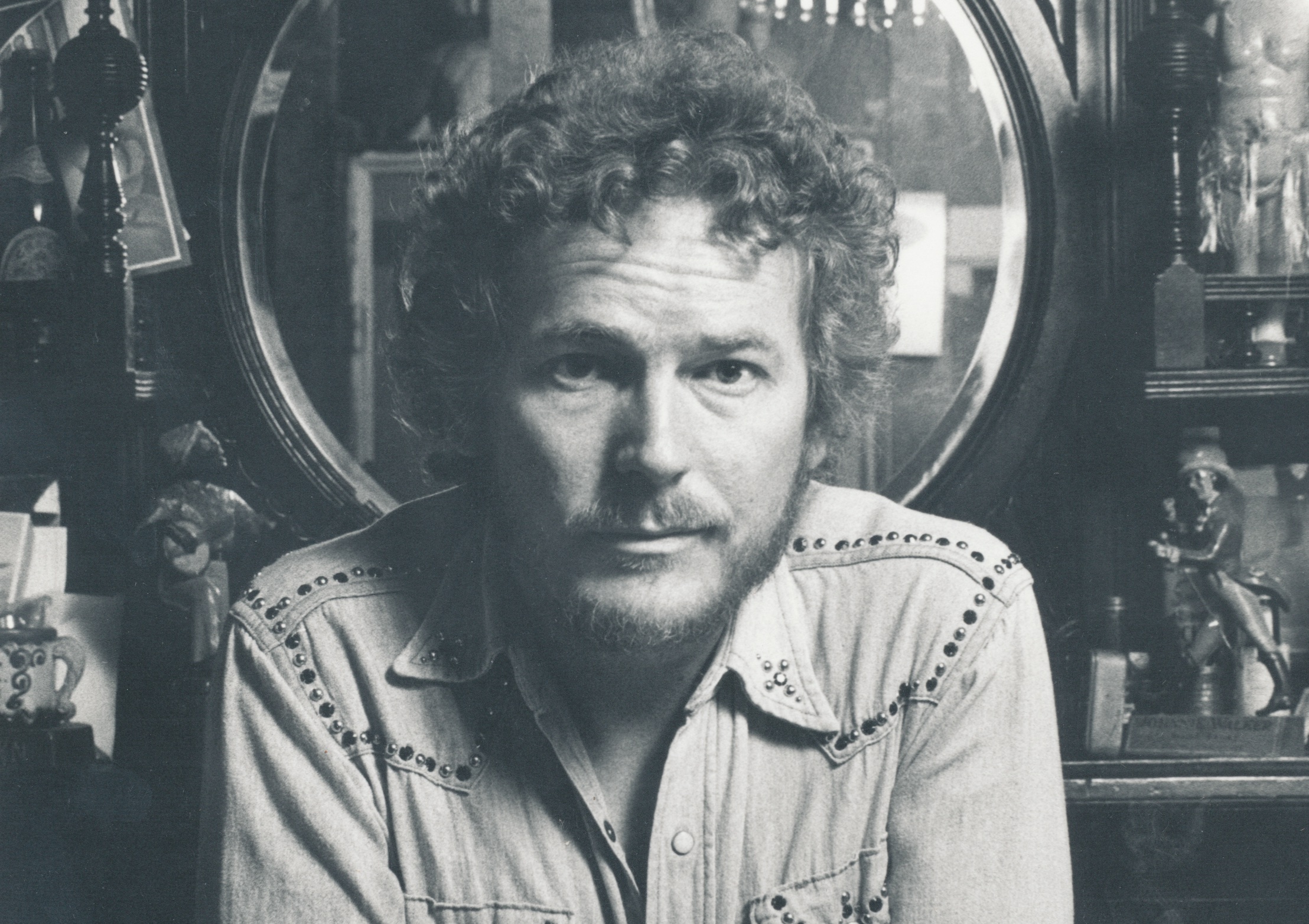 gordon-lightfoot-if-you-could-read-my-mind-music-box-theatre